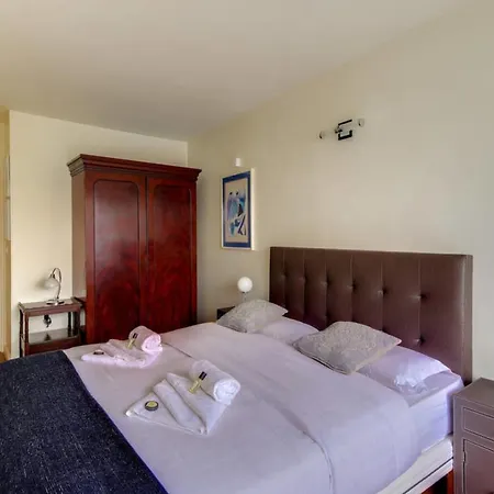 Guestready-spacious Near Exhibition Park Appartamento Parigi