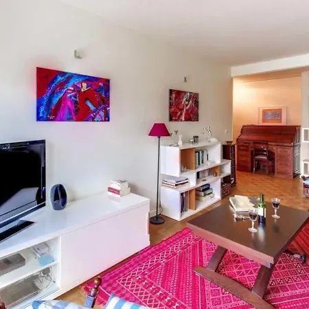 Guestready-spacious Near Exhibition Park Appartamento *
